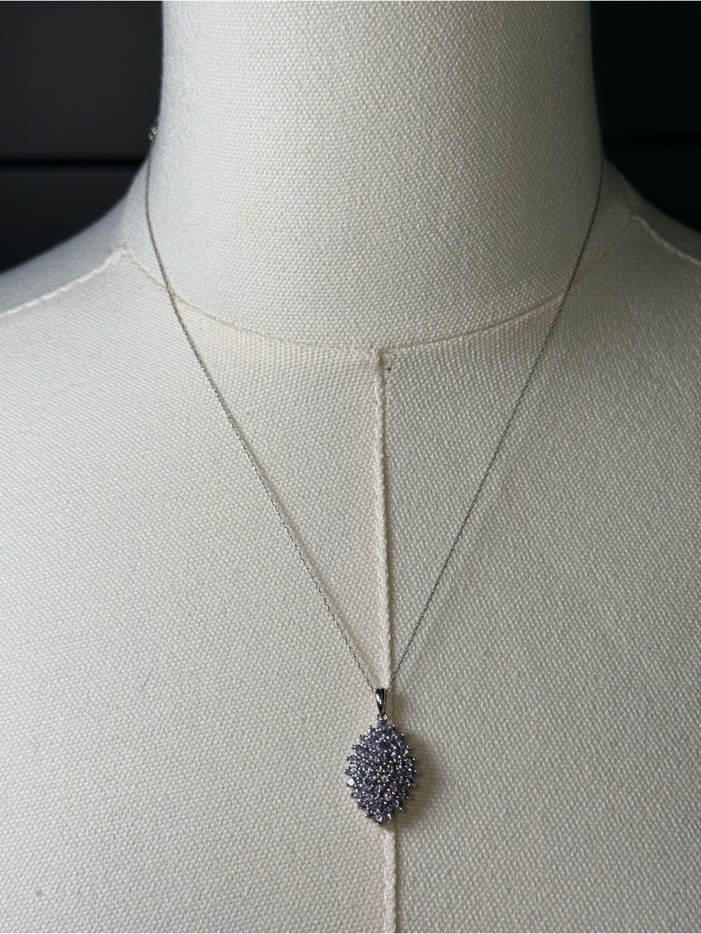 10K Gold Tanzanite Cluster Pendant Necklace White Gold Blue Violet Gemstones - Picture 9 of 9